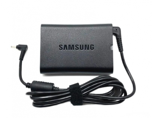 Original Samsung 350U2A 350U2A-A01 Netzteil + Ladekabel