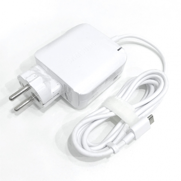 Original 65W Samsung Notebook PLUS 2 Netzteil Ladegerät Ladekabel